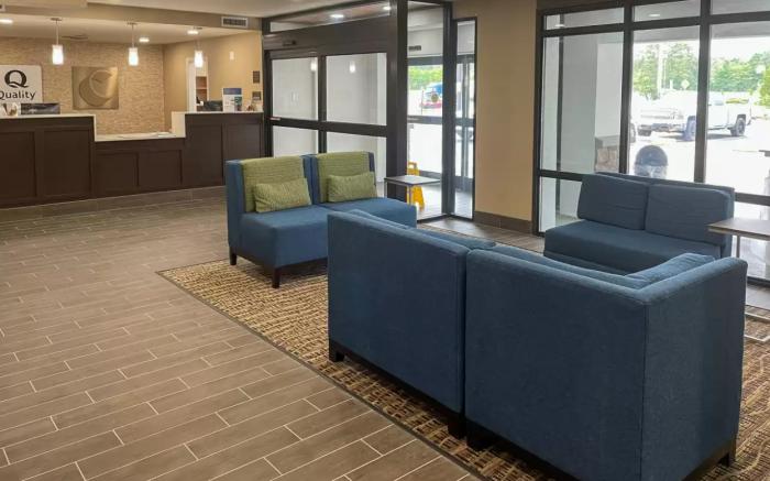 Quality Inn & Suites Spring Lake - Fayetteville Near Fort Liberty