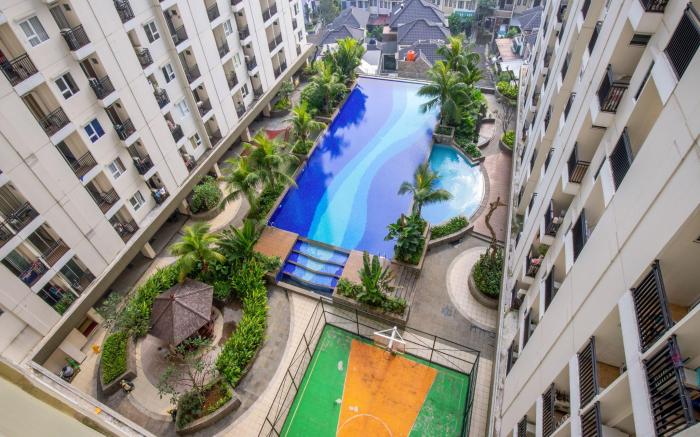 Cinere Resort by Gold Room