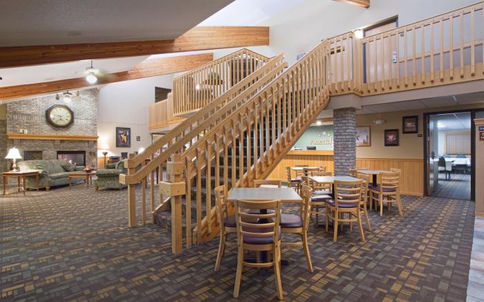 Cobblestone Hotel & Suties - Wisconsin Rapids