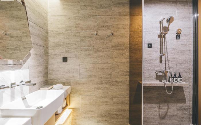Atour Hotel Chengdu Tianfu New District Huayang Metro Station