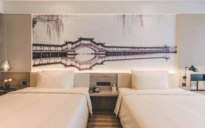 Atour Hotel Kunshan Yongda Commercial Plaza