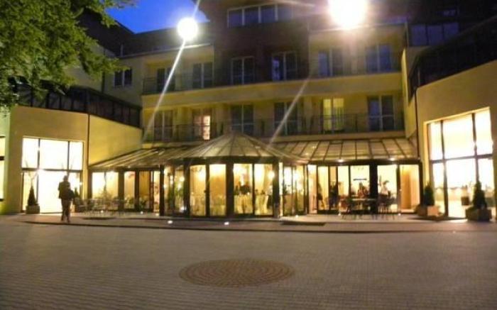 Okulski Grand Rozewie Pokoje i Apartamenty