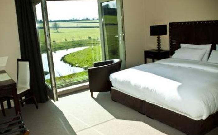 Peak Edge Hotel