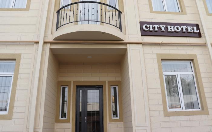 CITY HOTEL