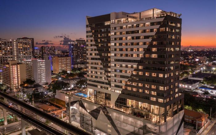 Element Miami Brickell