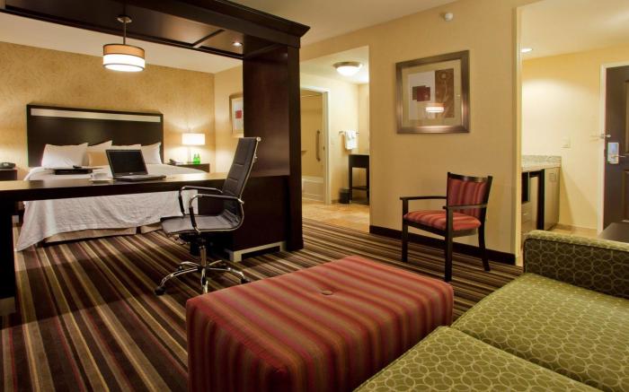Hampton Inn And Suites Seattle Federal Way