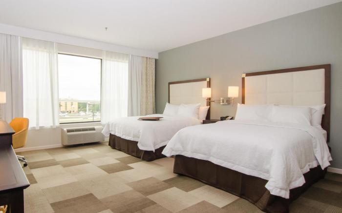 Hampton Inn & Suites Houston North IAH