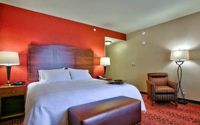 Hampton Inn & Suites Scottsdale at Talking Stick