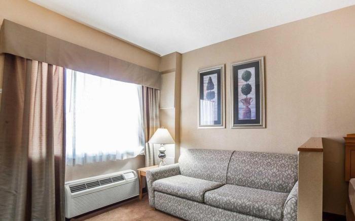 Clarion Suites St. George Convention Center Area