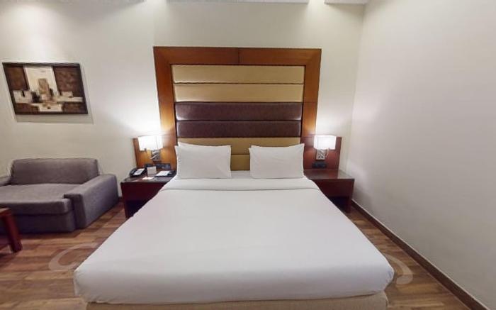 Country Inn and Suites By Radisson Gurugram Sector 12