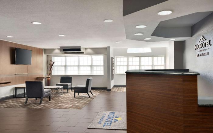 Microtel Inn & Suites by Wyndham Baton Rouge