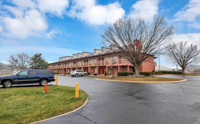 Red Roof Inn Uhrichsville
