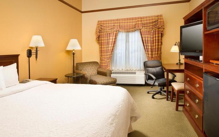 Hampton Inn and Suites Stillwater