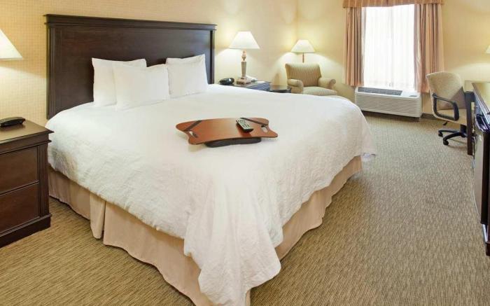 Hampton Inn and Suites Dallas DFW Airport West