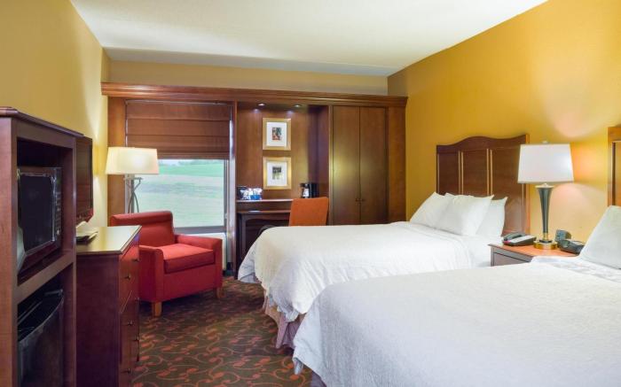 Larkspur Landing Select Carlisle