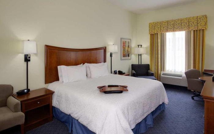 Hampton Inn Pine Grove