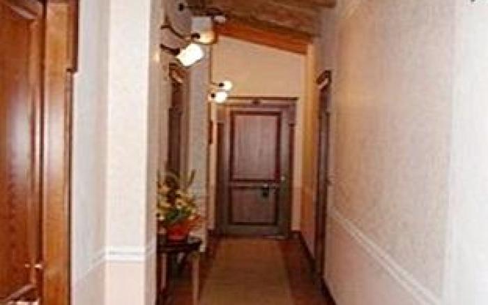 Lola Piccolo Hotel e Appartamenti