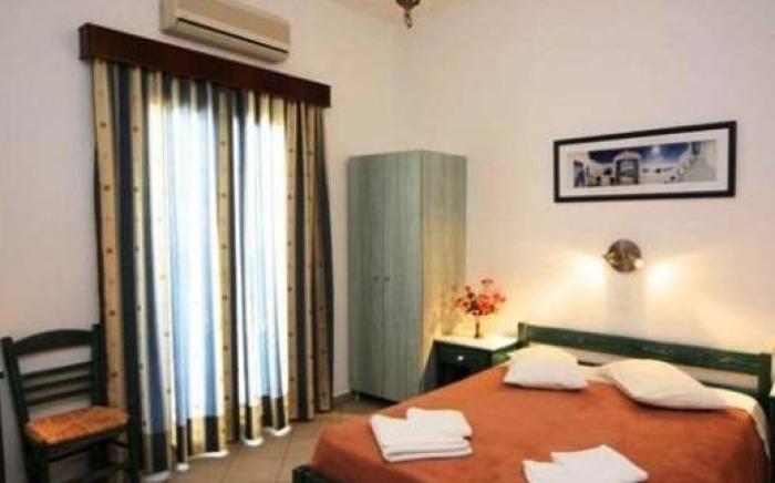 Anna Platanou Hotel