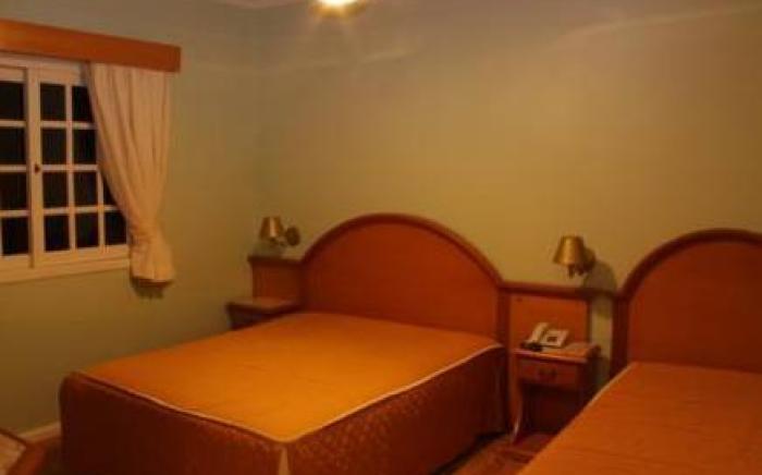 Hotel Galo Vermelho