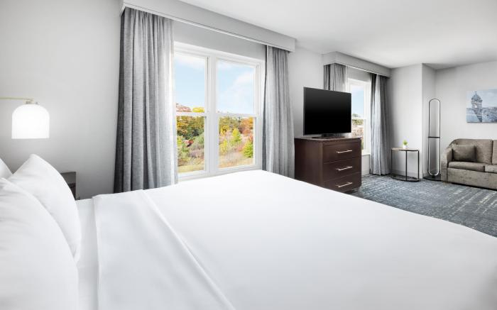 Homewood Suites by Hilton Manchester Airport
