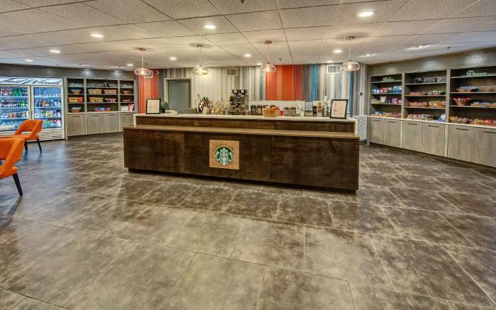 Hilton Knoxville Airport