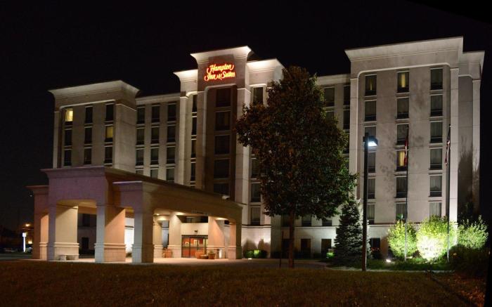 Hampton Inn and Suites Windsor