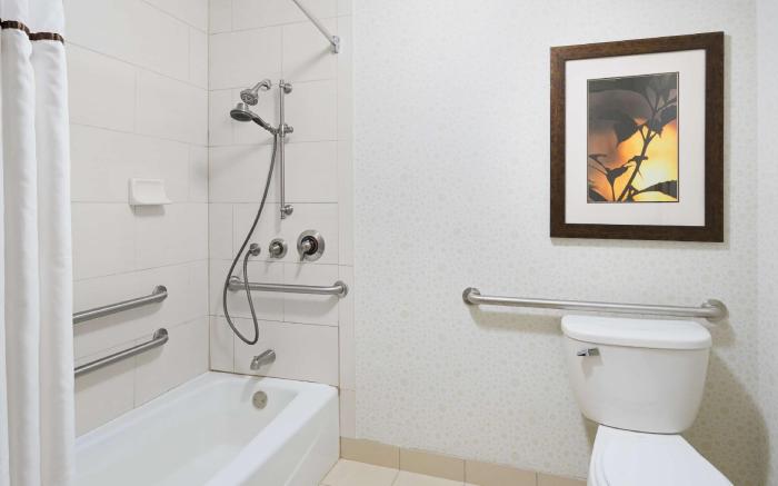 DoubleTree Suites by Hilton Hotel Charlotte-Southpark