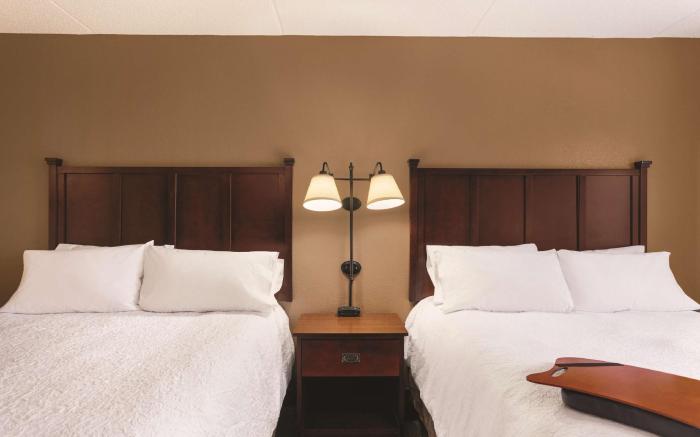 Hampton Inn and Suites Lake George