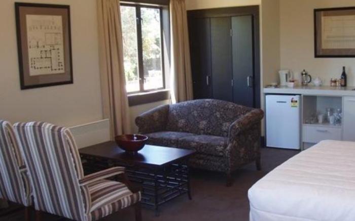 Gateway Motor Inn