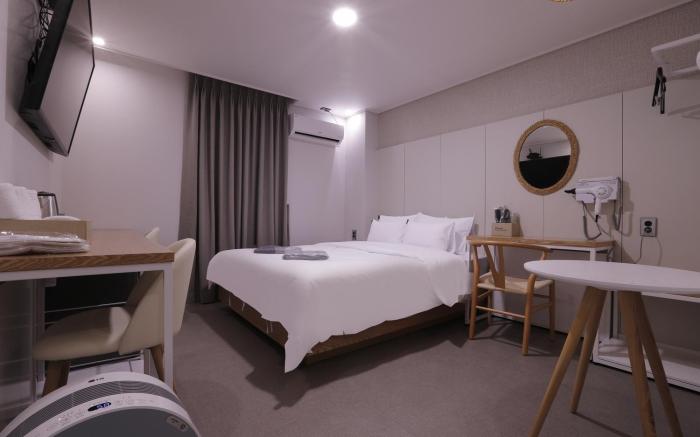Cheongju Hotel Dictionary