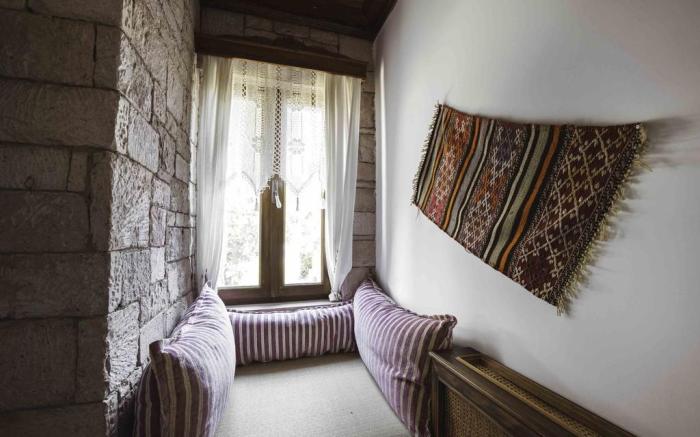 Cunda Tas Konak Otel