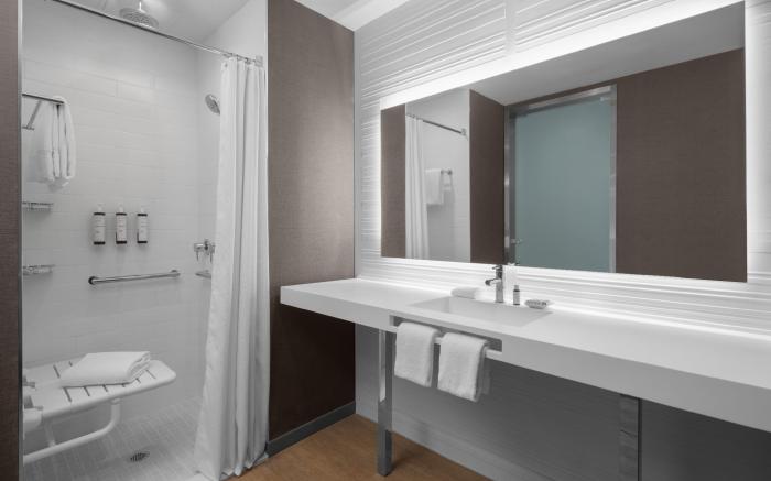AC Hotel by Marriott Clearwater Beach