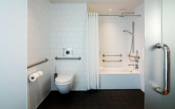 citizenM Los Angeles Downtown