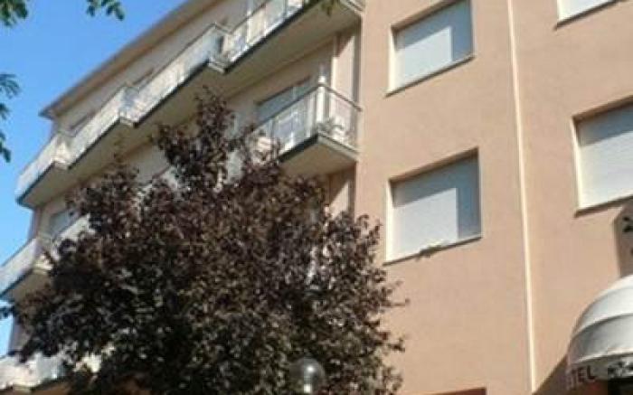 Hotel Dafne