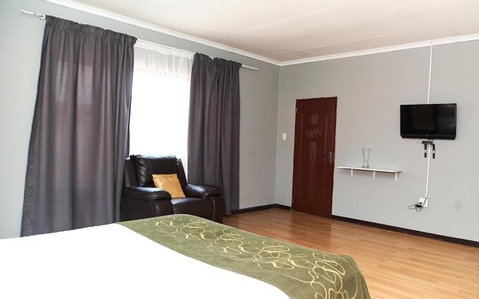 Airport Royal Guest House