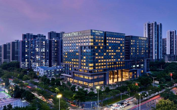 DoubleTree by Hilton Shenzhen Airport Residences