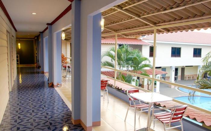 Homeland Resort