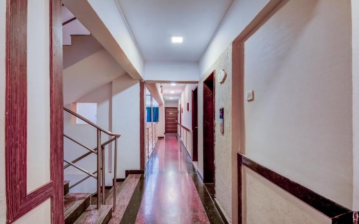 Treebo Iris Suites