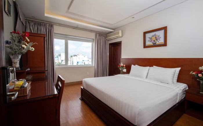 Van Ha Hotel 