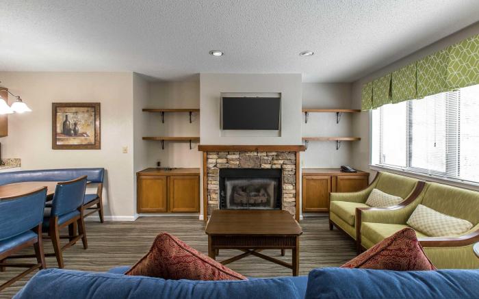 Hilton Vacation Club MountainLoft Gatlinburg