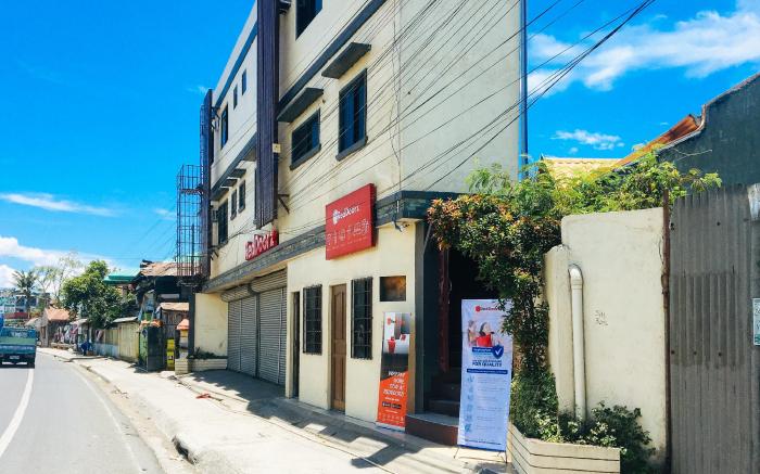 RedDoorz @ El Cuarto SRP Talisay