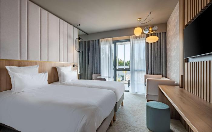 GOLDEN TULIP LYON OUEST TECHLID - Hotel & Spa