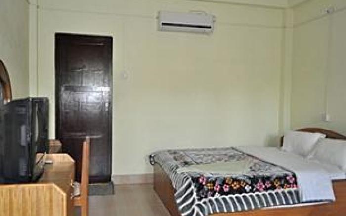 Sauraha Resort