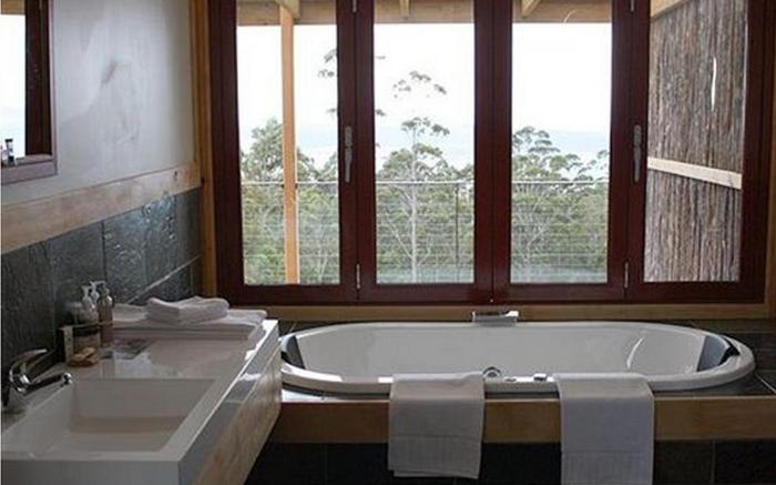 Woodbridge Hill Hideaway