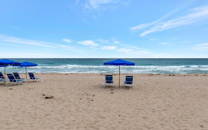 Tideline Palm Beach Ocean Resort and Spa