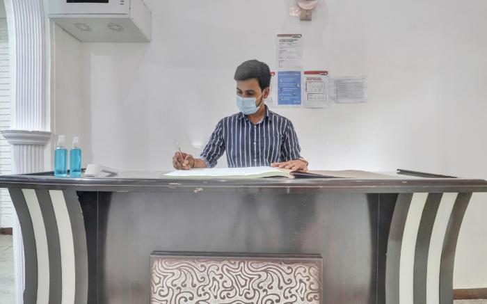 Hotel O Drive Inn 24