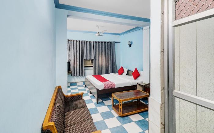Hotel O Crown Continental