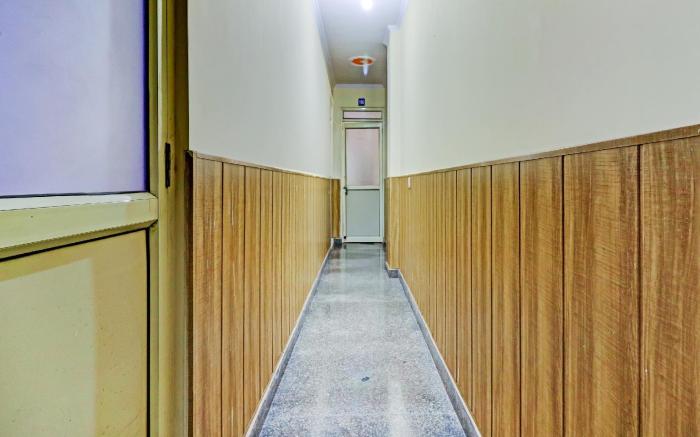 HOTEL O SKYLINE STAY HAPPY.