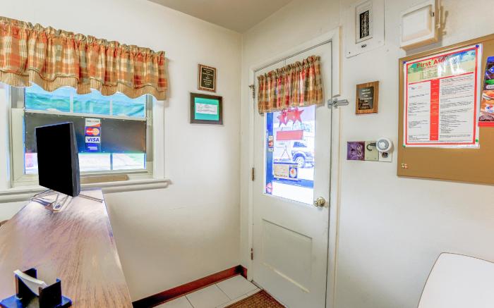 Cadiz Motel by OYO on route 250