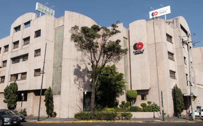 Capital O Andrade, Mexico City